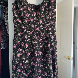 Floral romper size small